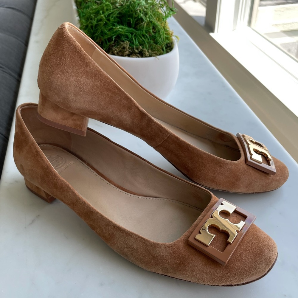 Tory Burch Tan GiGi Suede Heels 9.5